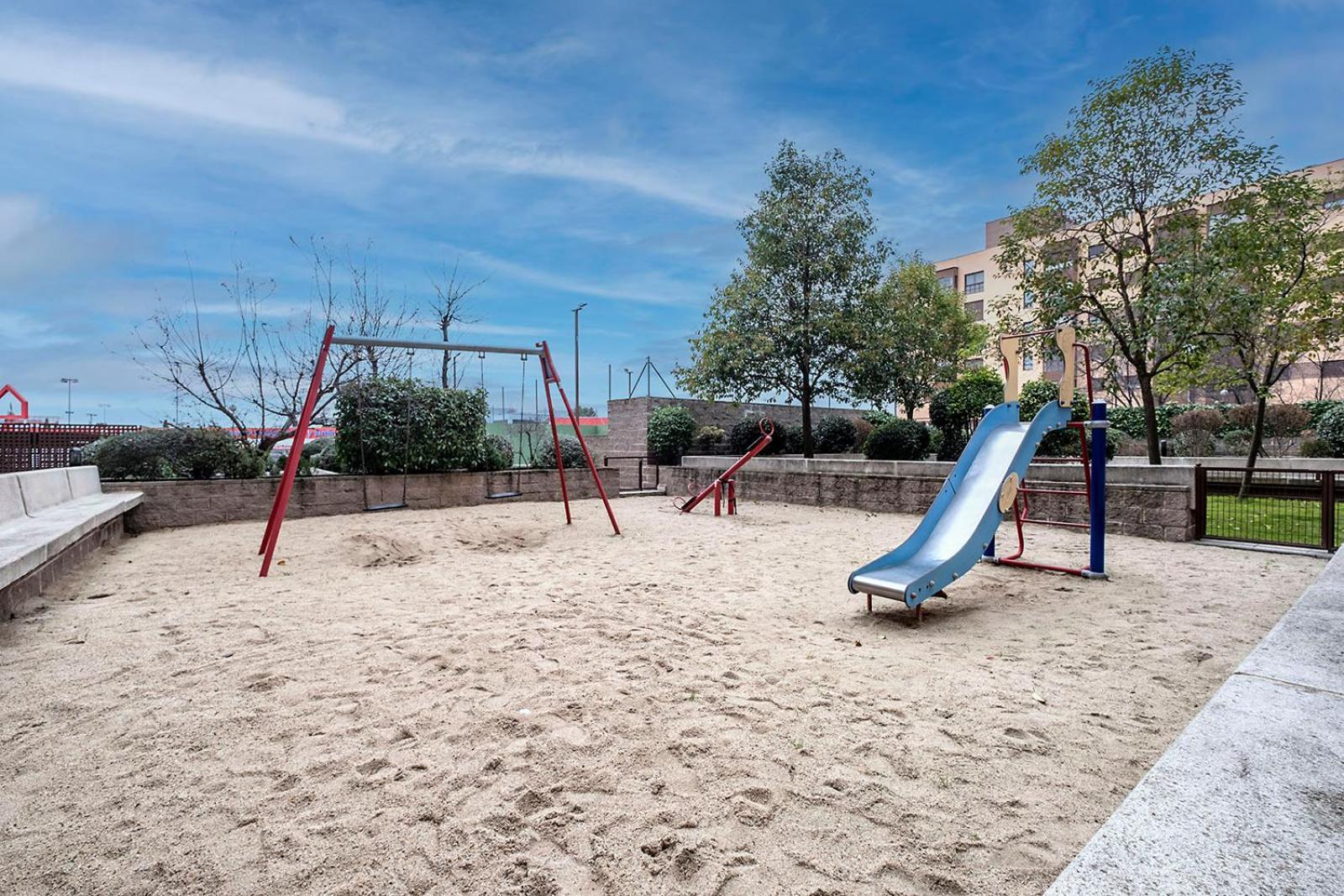 Apartamento Wanda Ifema Con Parking Y Piscina Madrid Exterior foto