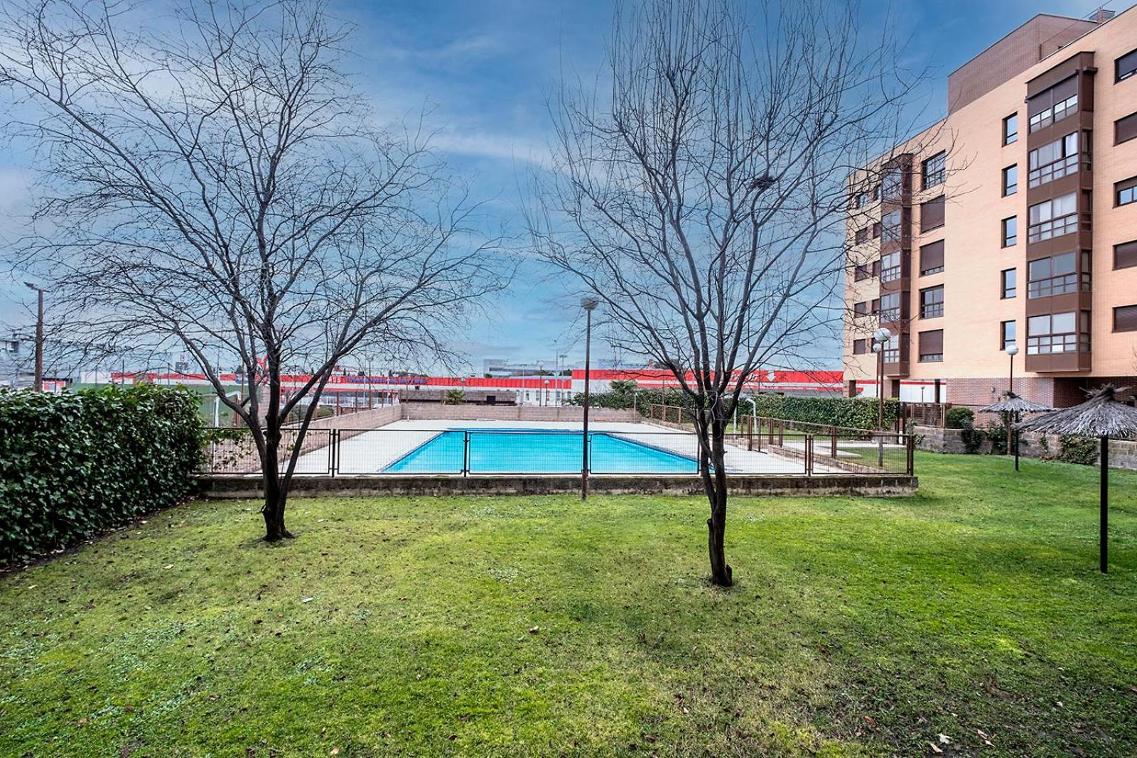 Apartamento Wanda Ifema Con Parking Y Piscina Madrid Exterior foto