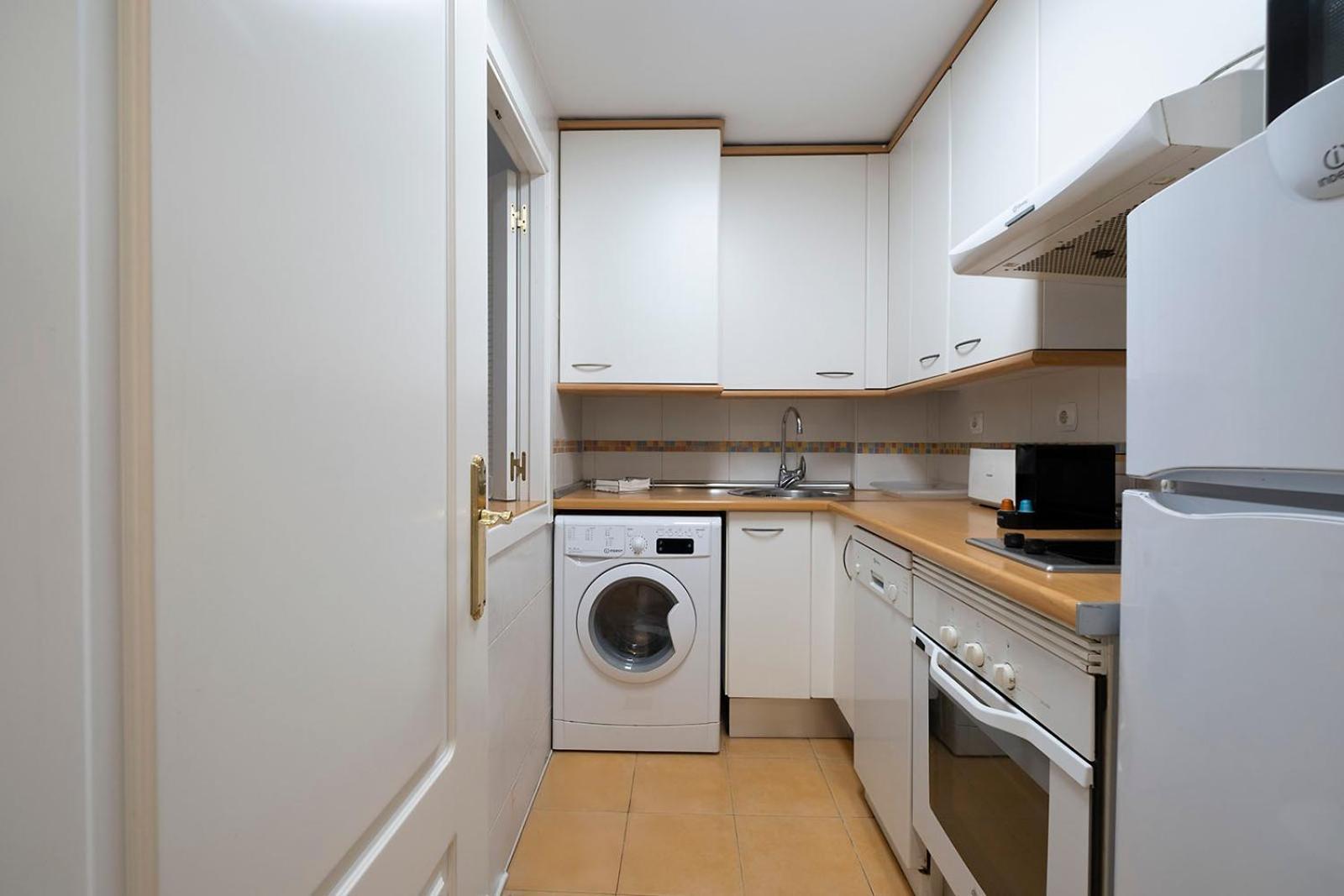 Apartamento Wanda Ifema Con Parking Y Piscina Madrid Exterior foto